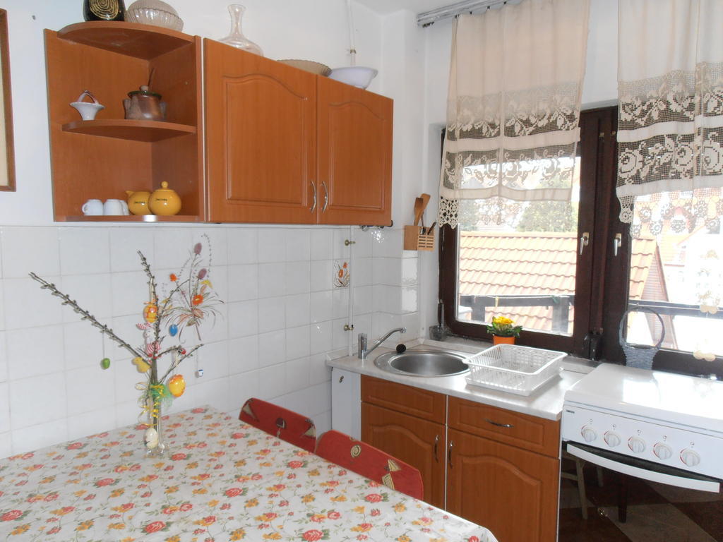 Apartmanhaz Gabriella Harkany Ngoại thất bức ảnh